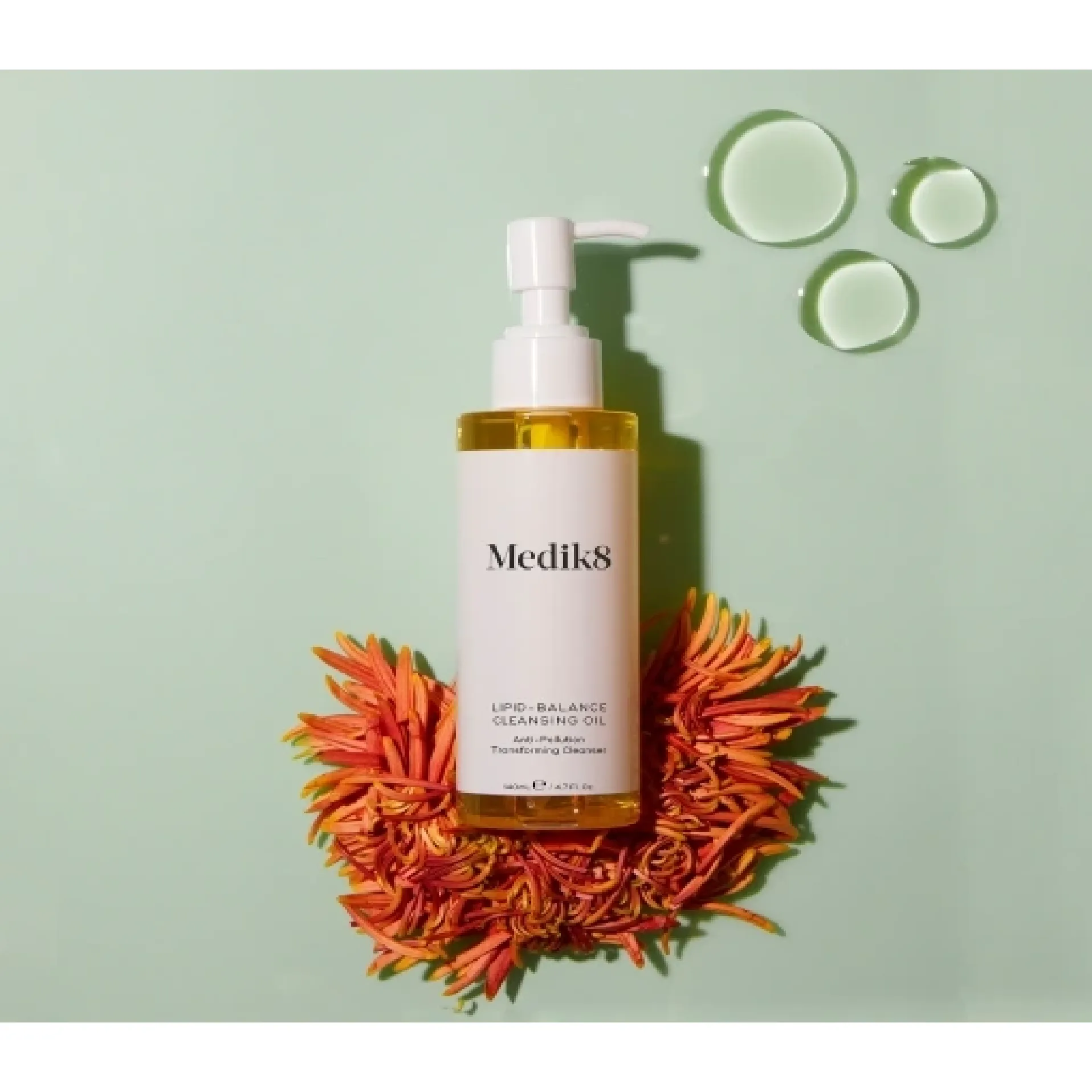 Medik8 Очищающее масло Lipid-Balance Cleansing Oil 140 мл - фото 4