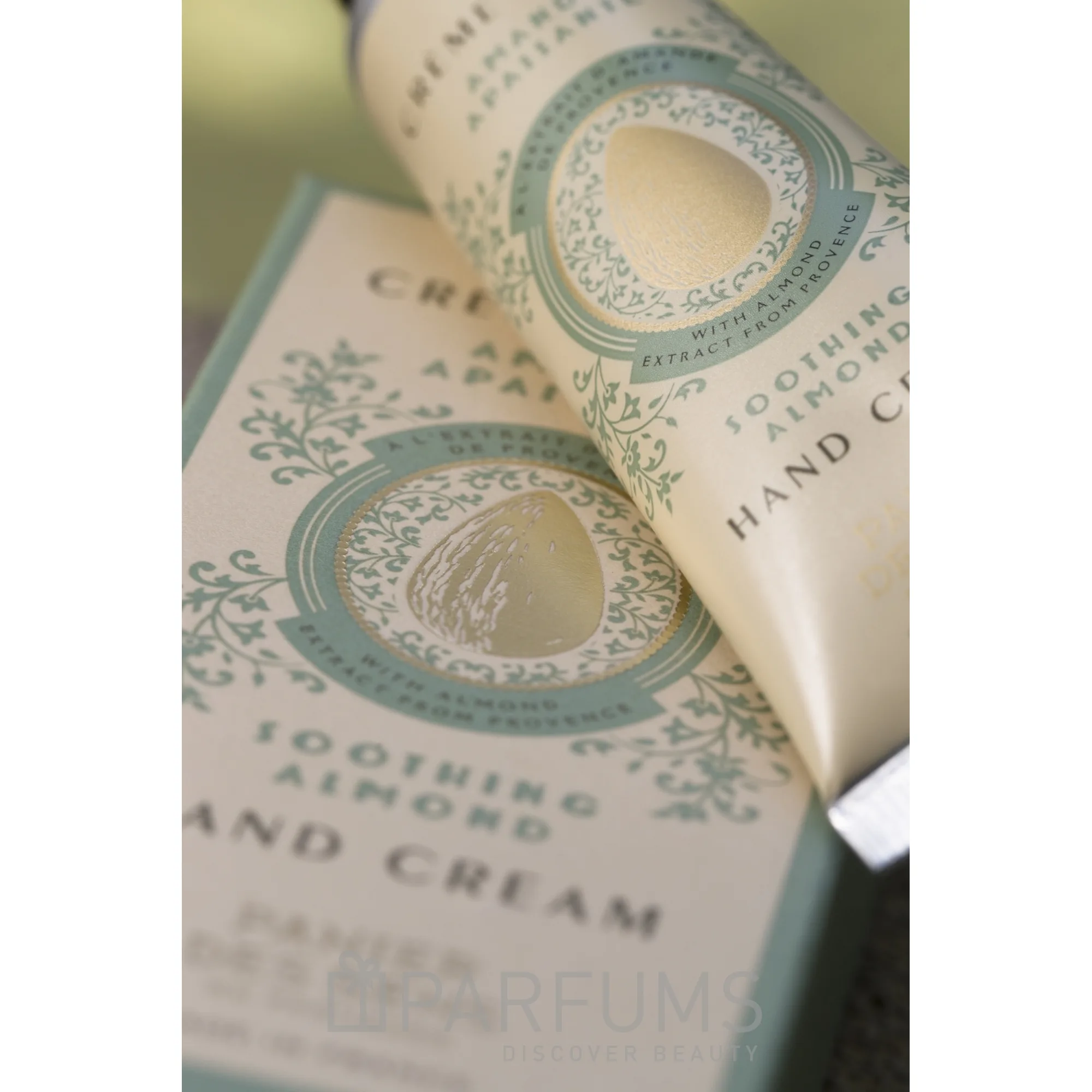 Panier des Sens Крем для рук Миндаль Hand cream Almond 30 мл - фото 2