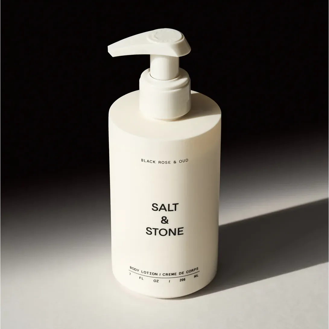Salt &amp; Stone Увлажняющий лосьон для тела с ароматом черной розы и уда Body Lotion Black Rose &amp; Oud 206 мл - фото 2