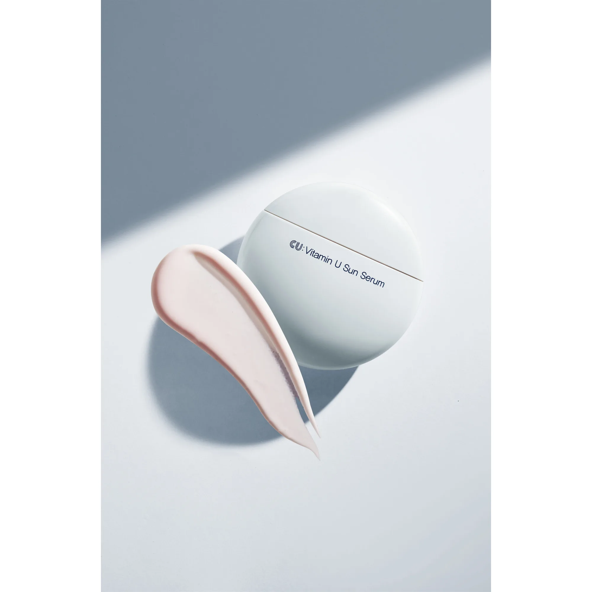 CUSkin Солнцезащитная сыворотка с витамином U и витамином B12 Vitamin U Sun Serum SPF 50+ PA++++ 50 гр